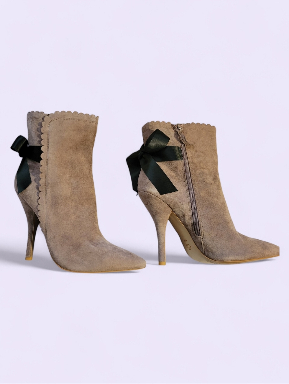 Cece L'amour Women's Keesha Boot Taupe, Back Ribbon Accents, Zipper, NWB, 8.5 M